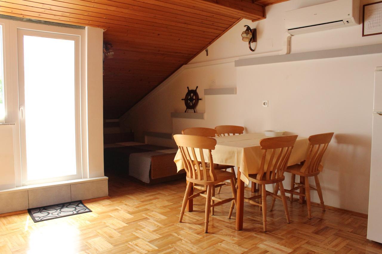 Biro App 4+1 Pax Apartment Crikvenica Ngoại thất bức ảnh